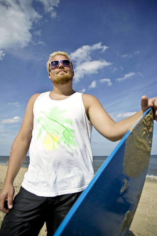 Aaron Buckley- photog nice guy, lifes a beach...