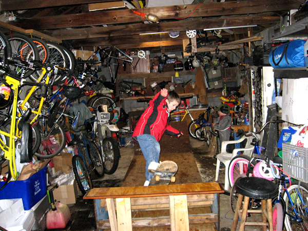 KB's winter ramp, in the garage, his sons skating.....