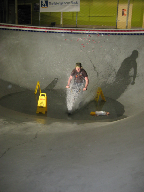 Random Nutter pic, from the credence site.