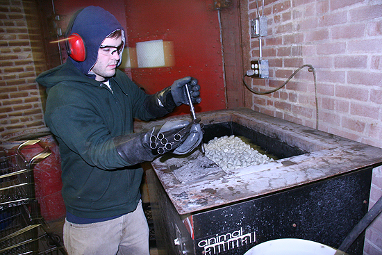 Mike Corts tumbling the crap out of tubes. He likes to do things until they crap.