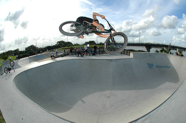 Peter Koh, In Bahlinna with a mellow Corner pocket Air.