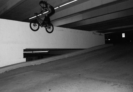 Rawtin Snortin Lenny Norton, aka Kenny Horton, 2 peg to barspin.