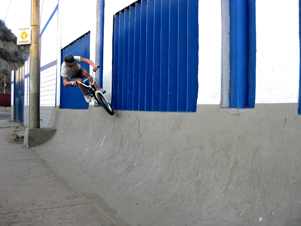 Vic Bettencourt of circuit BMX