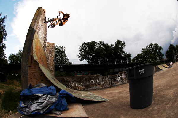 Kenny Horton, brutal wall carve, sketchy makeshift obstacle