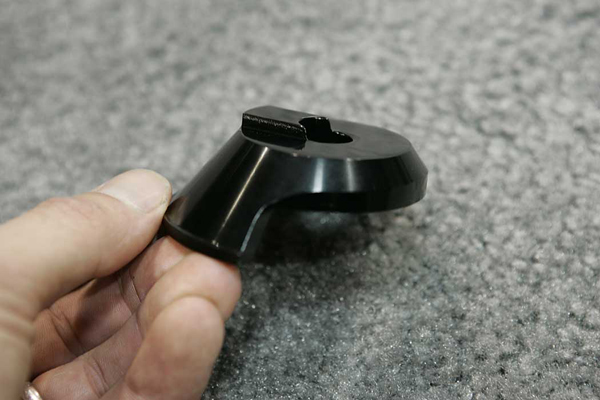 Drive side hub guard