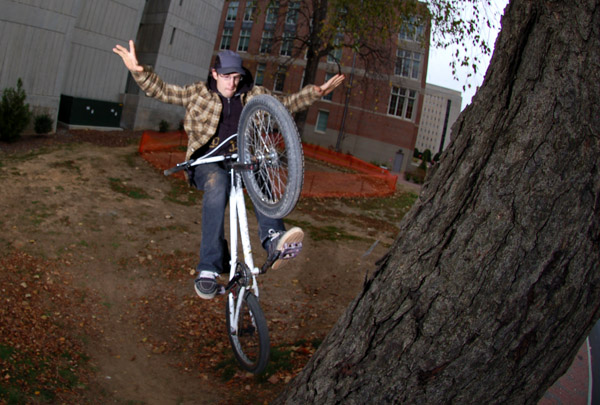 Evan Venditti... tree ride.