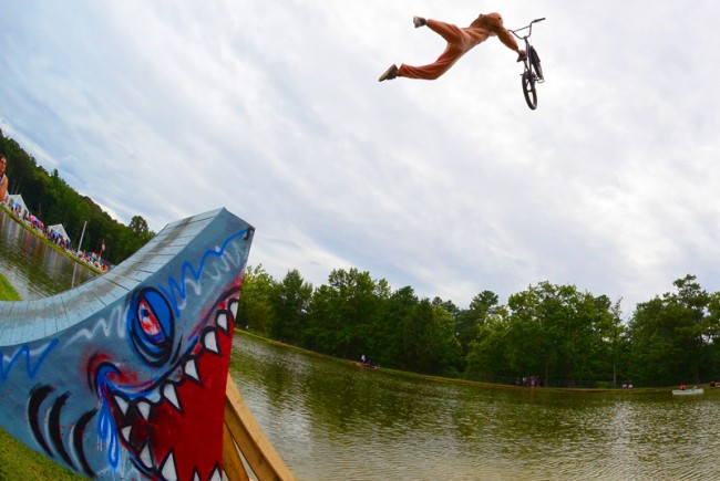 GwarBQ Lake Jumping World Championships